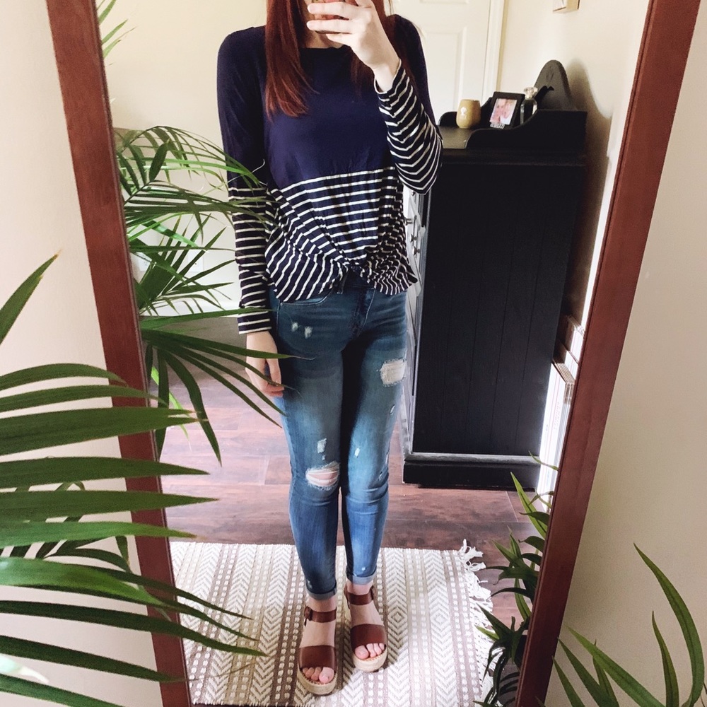SALE 3/4 Sleeve Striped Twist Knot Top